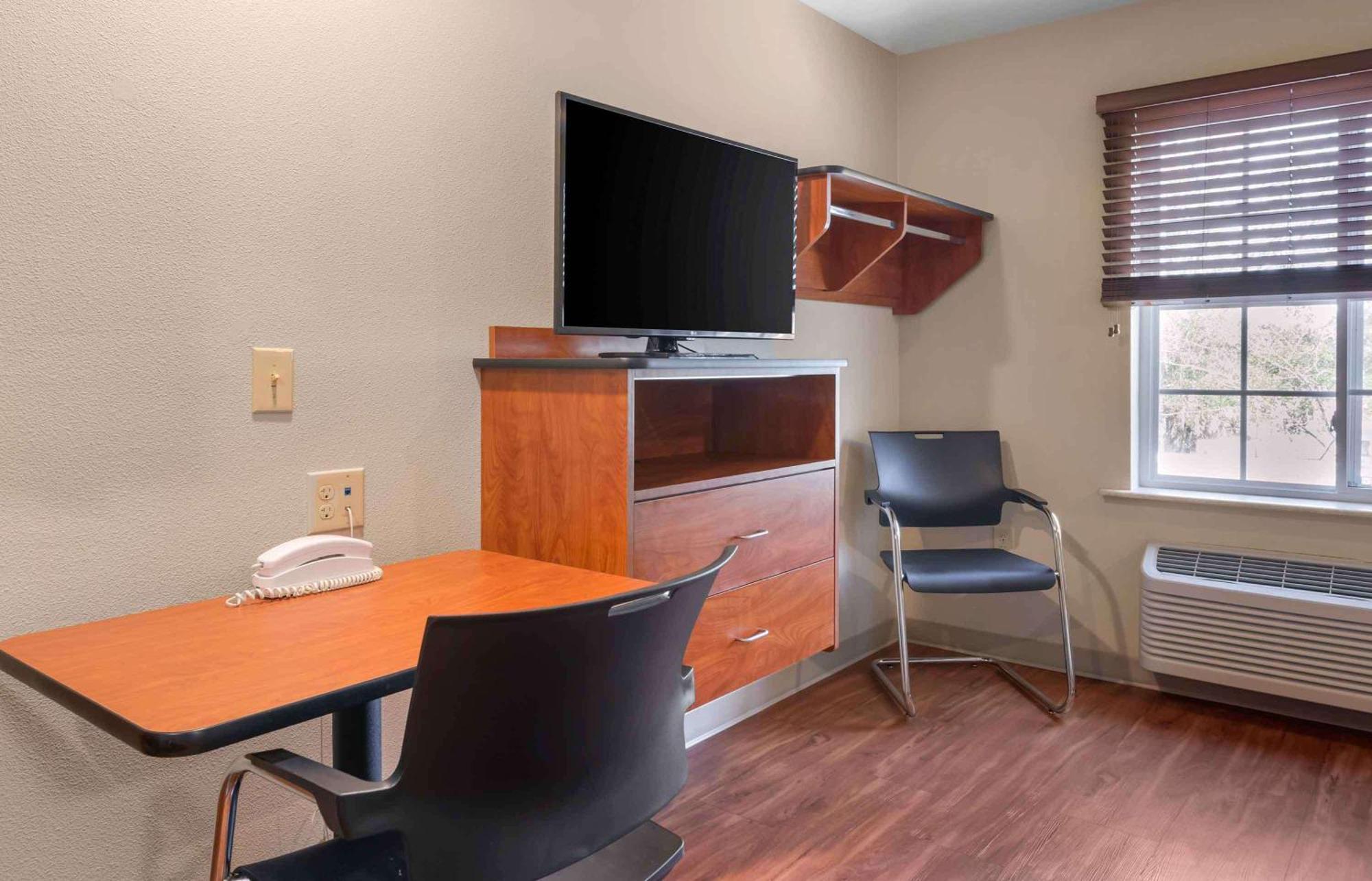 Extended Stay America Select Suites - Kansas City - South - I-49 Exteriör bild