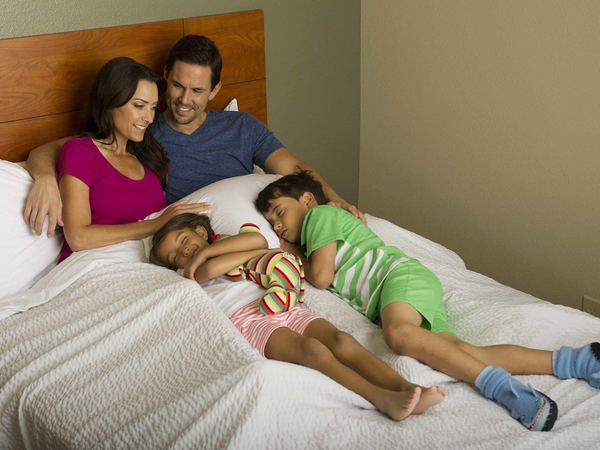 Extended Stay America Select Suites - Kansas City - South - I-49 Exteriör bild